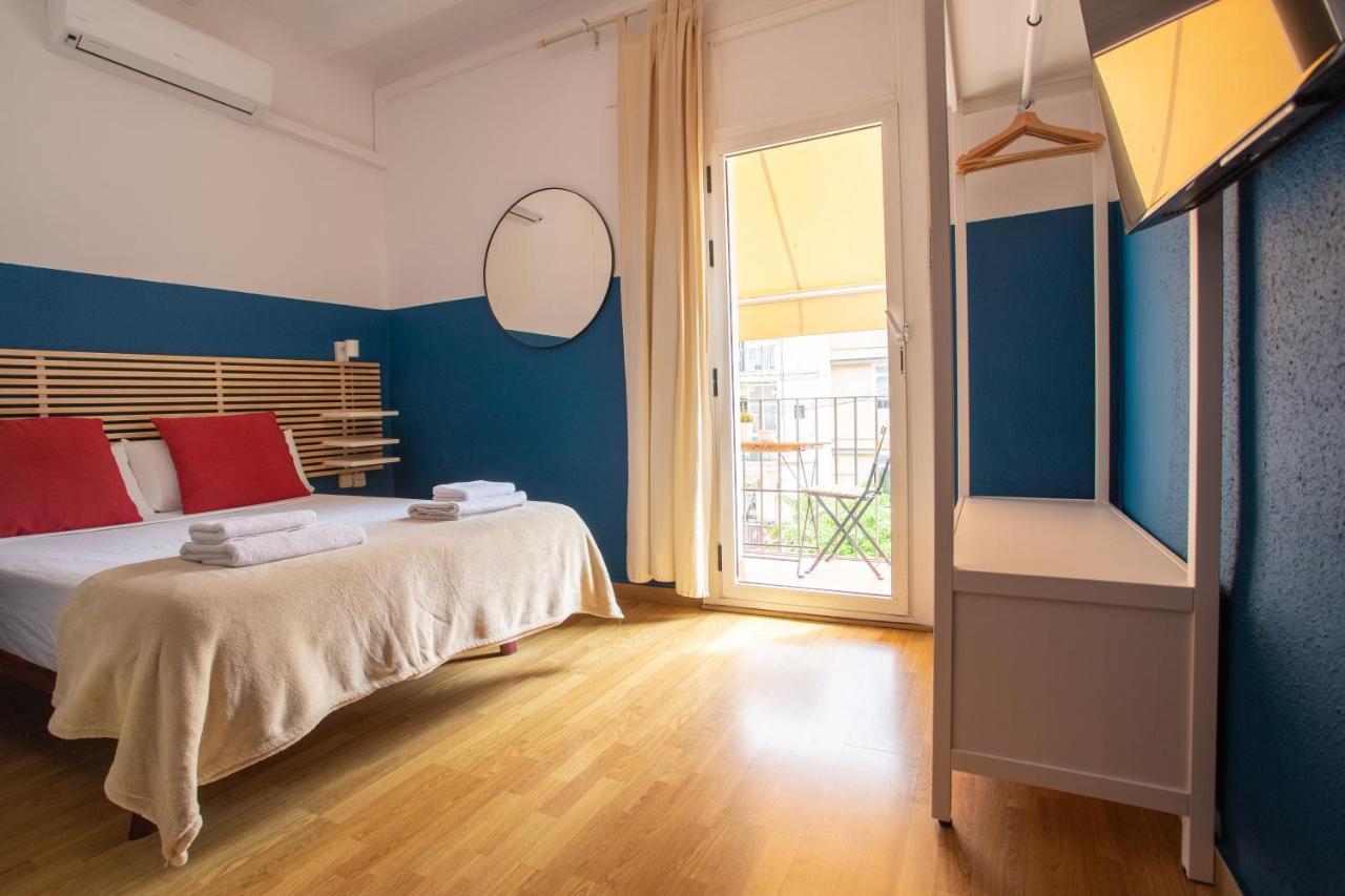 Mambo Tango Hostel Barcelona Exterior photo