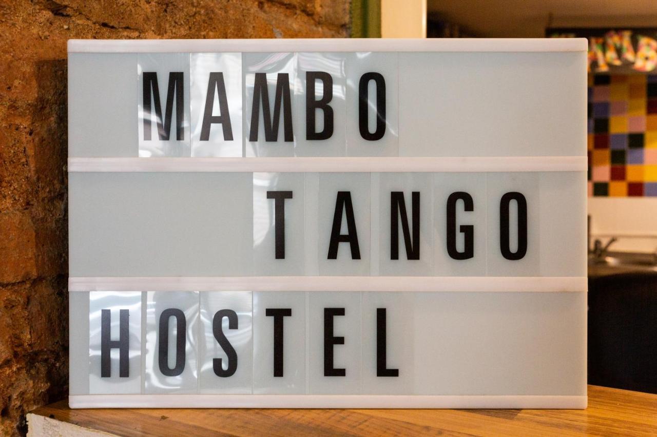 Mambo Tango Hostel Barcelona Exterior photo